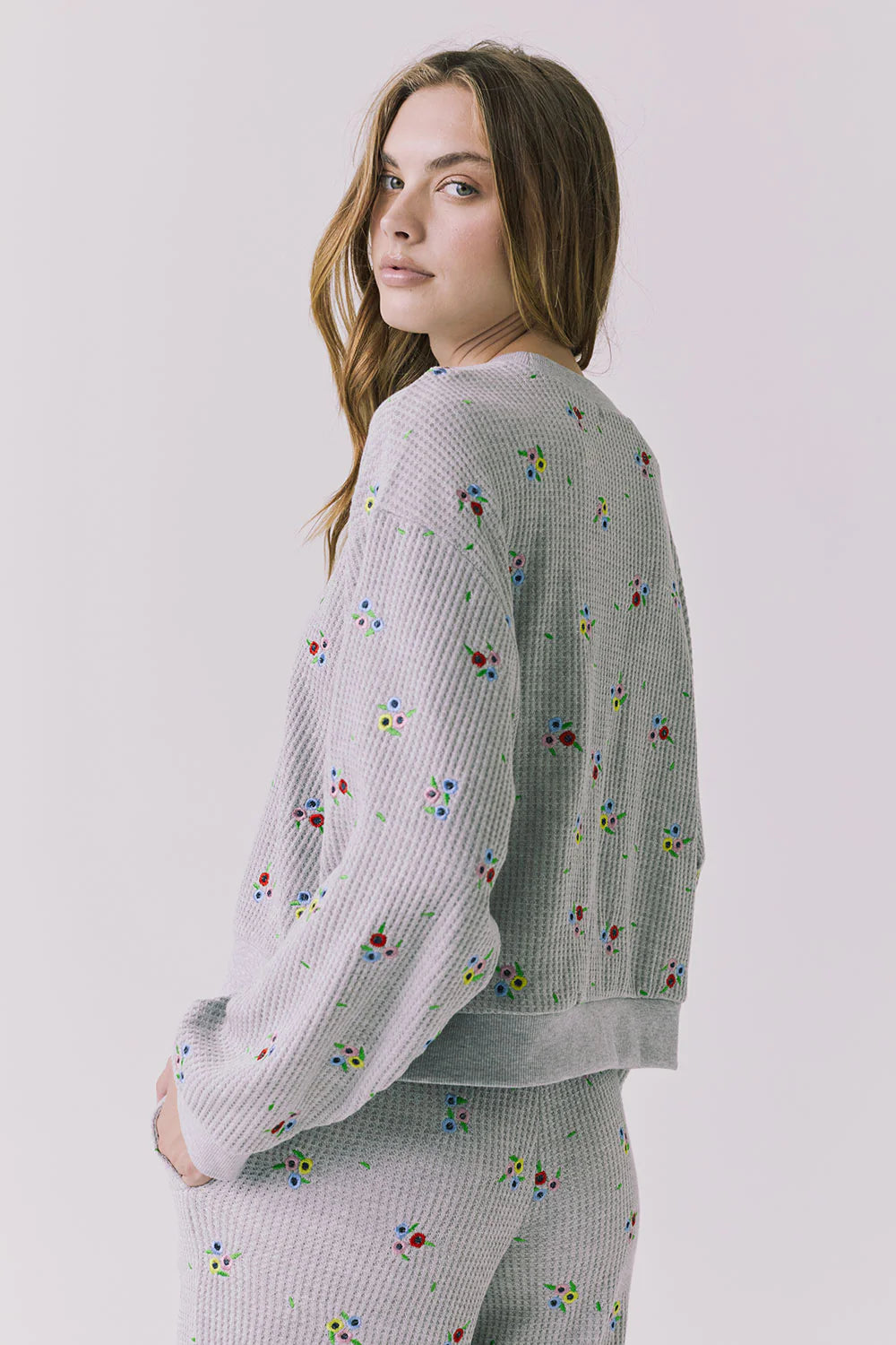 Chaser Terra Heather Grey Ditsy Embroidery Pullover