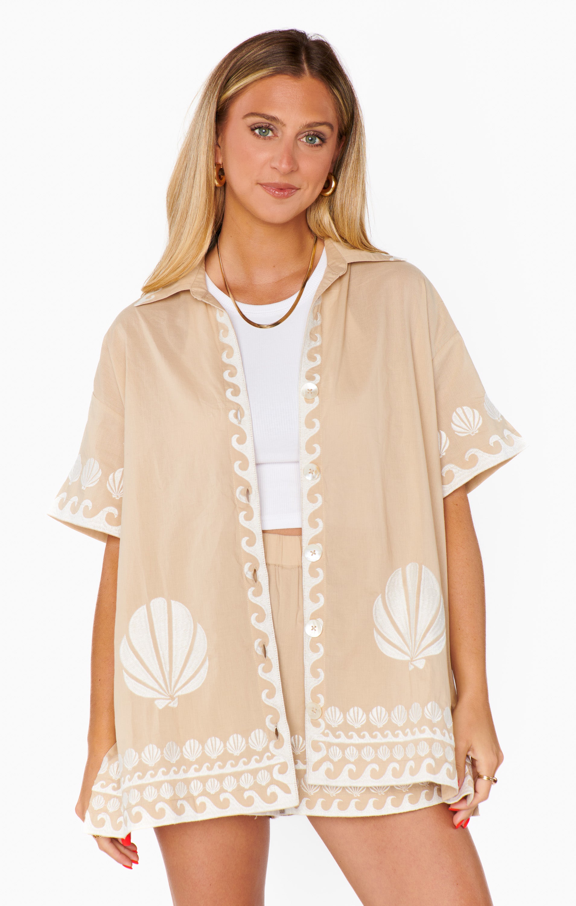 Show Me Your Mumu Hendrix Shorts Latte Capri Shells
