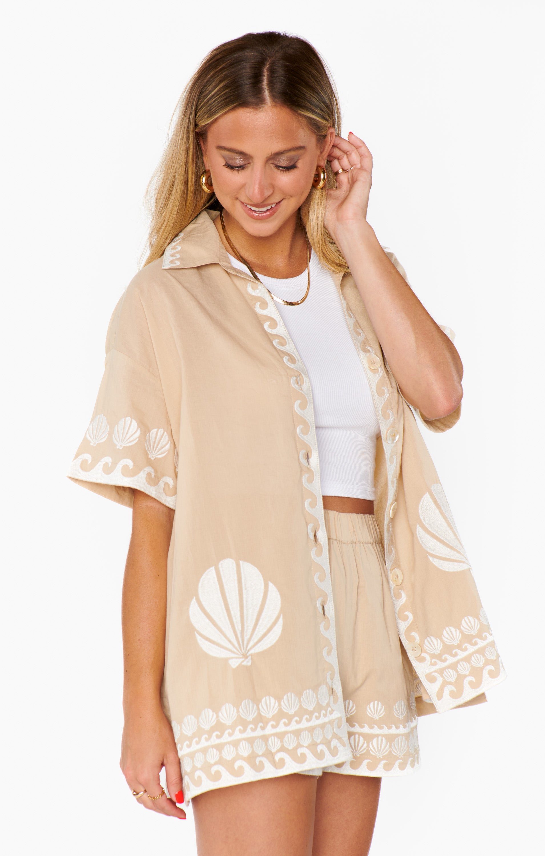 Show Me Your Mumu Hendrix Shorts Latte Capri Shells