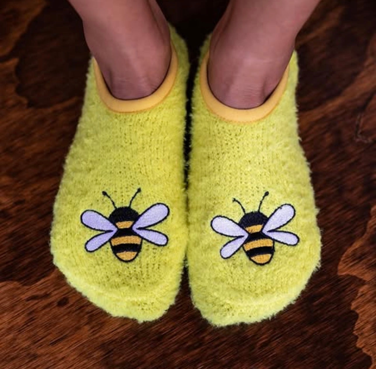 Living Royal Bumble Bee Fuzzy Slipper Socks