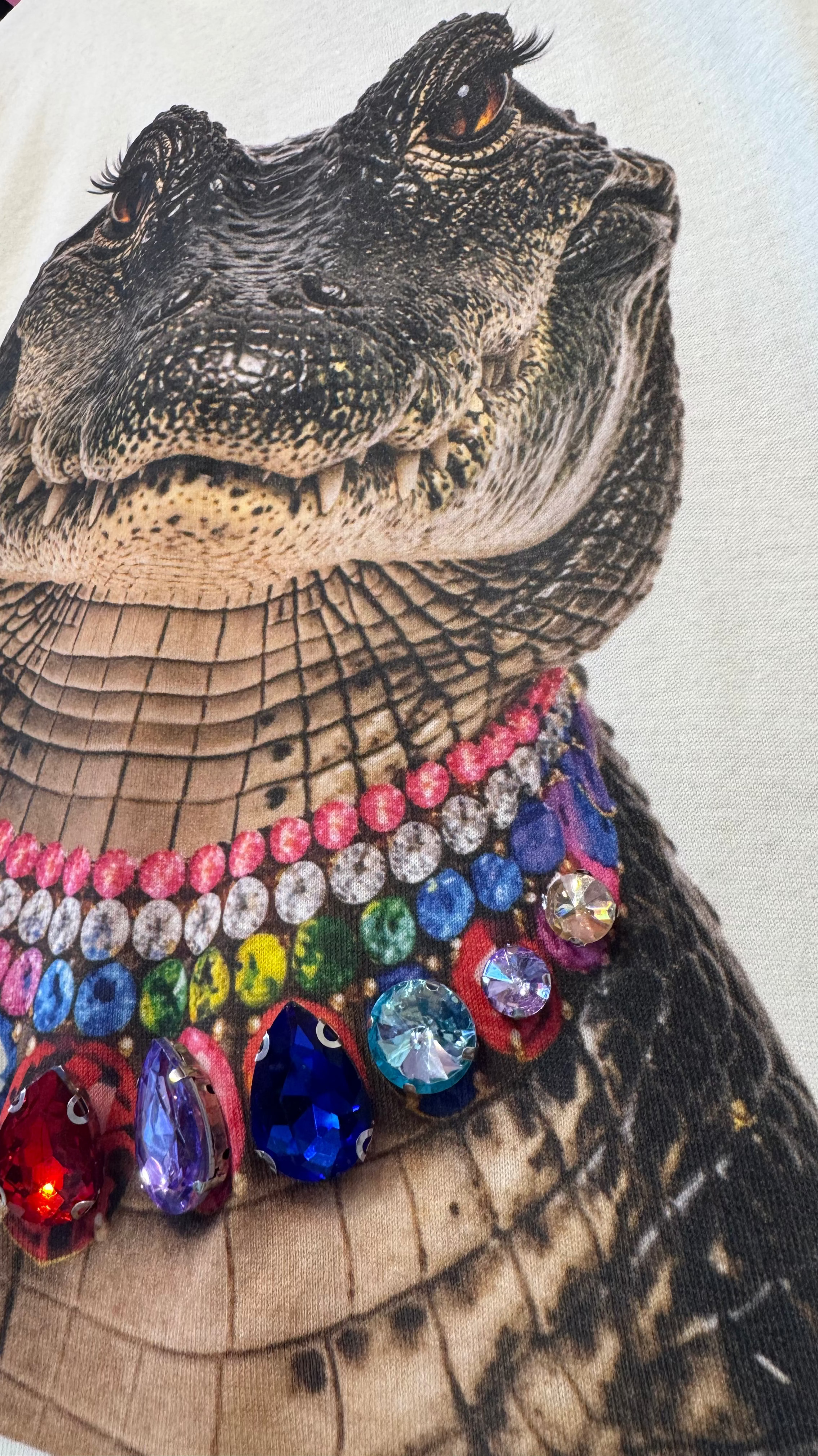 Jeweled Collar Alligator Tee in Natural
